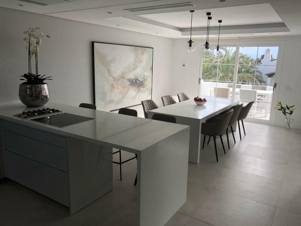 Modern Apartment Puente Romano Marbella Exteriér fotografie